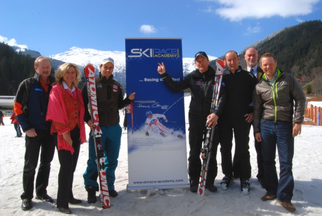 Die Ski Race Academy startet in eine neue Saison. Die Ski Race Academy startet in eine neue Saison.