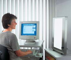 Lichttherapiegerät PhysioLight LD 220 von DAVITA gegen Winterdepression Lichttherapiegerät PhysioLight LD 220 von DAVITA gegen Winterdepression