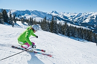 Skifahrerin im Skigebiet Kitzbühel © Stefan Eisend (Kitzbüheler Alpen)
