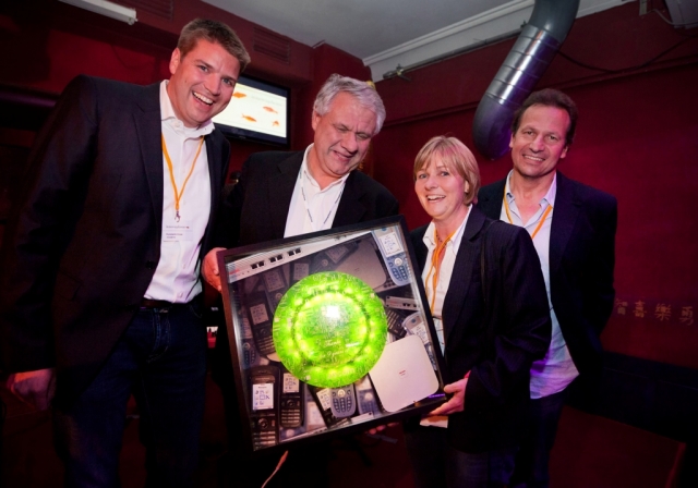 (v.l.n.r.): Konstantin Kruse (Head of Sales International, innovaphone AG), Stefan Brämberg (Vice Pr (v.l.n.r.): Konstantin Kruse (Head of Sales International, innovaphone AG), Stefan Brämberg (Vice Pr