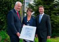Rolf Bühner, Dr. Martina Städtler-Schumann, Horst Döller (vlnr.) Rolf Bühner, Dr. Martina Städtler-Schumann, Horst Döller (vlnr.)