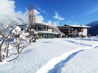 Hotel in Winterlandschaft Hotel in Winterlandschaft