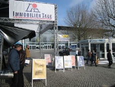 Die Immobilientage in Augsburg waren die Motivationsspritze im Bauwesen. Yes, we do lautete das allg Die Immobilientage in Augsburg waren die Motivationsspritze im Bauwesen. Yes, we do lautete das allg