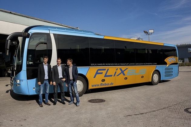 Die Gründer von FlixBus vor einem der neuen Komfortbusse Die Gründer von FlixBus vor einem der neuen Komfortbusse