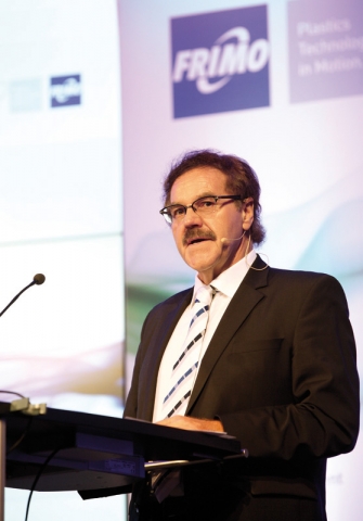 Hans-Günter Bayer, CEO der FRIMO Group, eröffnete das 4. FRIMO Forum in Lotte mit einem Rückblick au Hans-Günter Bayer, CEO der FRIMO Group, eröffnete das 4. FRIMO Forum in Lotte mit einem Rückblick au