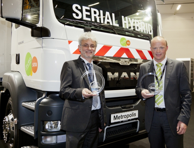 eCarTech Award 2012 für Heiko Vieweg (Benteler Engineering Services) und Bernd Maierhofer (MAN Truck
