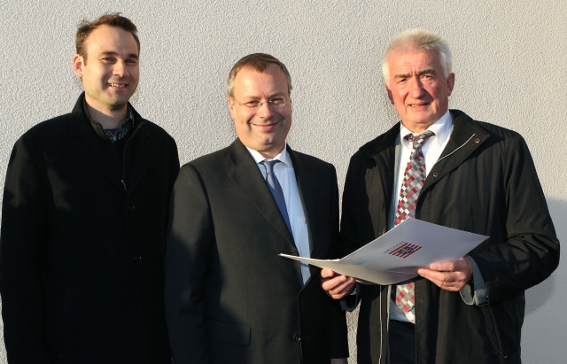 v. l. n. r. Christian Schwarzer, NH ProjektStadt; Steffen Saebisch, Staatssekretär im Hessischen Wir v. l. n. r. Christian Schwarzer, NH ProjektStadt; Steffen Saebisch, Staatssekretär im Hessischen Wir