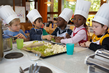Ab an den Kochlöffel – jetzt kochen die Kinder Ab an den Kochlöffel – jetzt kochen die Kinder