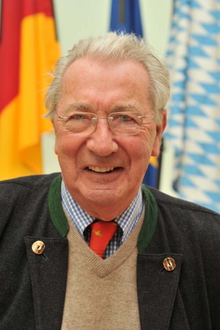 Fordert den Rücktritt von Arbeitgeberpräsident Dieter Hundt: Der bayerische FDP-Wirtschaftssprecher Fordert den Rücktritt von Arbeitgeberpräsident Dieter Hundt: Der bayerische FDP-Wirtschaftssprecher