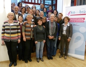 Gruppenbild mit Herrn beim kombra-Seminar 2012 in Frankfurt: geballte Information und Netzwerken für Gruppenbild mit Herrn beim kombra-Seminar 2012 in Frankfurt: geballte Information und Netzwerken für