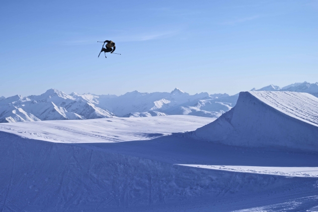 LAAX - Führendes Freestyle-Gebiet in Europa LAAX - Führendes Freestyle-Gebiet in Europa