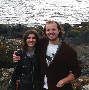 Die Gründer Franziska Schneider und Raymond Hackland Die Gründer Franziska Schneider und Raymond Hackland