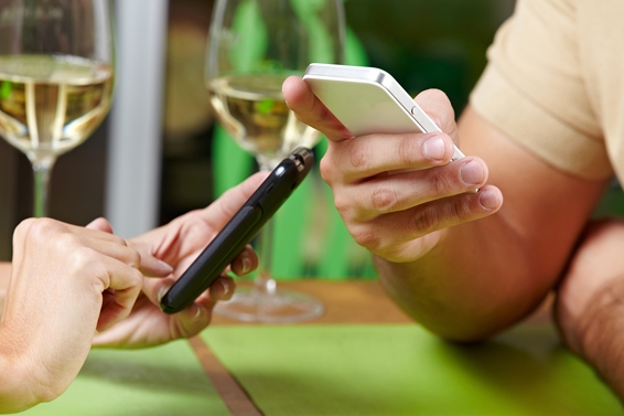 assona Handy-Studie: verantwortungsbewusster Umgang mit dem Mobiltelefon