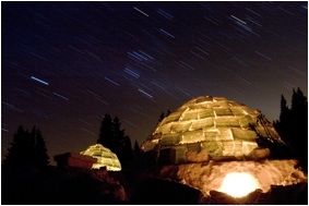 Ein außergewöhnliches Erlebnis ist mit einer Nacht im Iglu garantiert. Doch wer so, beispielsweise i Ein außergewöhnliches Erlebnis ist mit einer Nacht im Iglu garantiert. Doch wer so, beispielsweise i