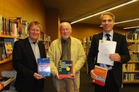 Foto v.l.n.r.): Kulturfachbereichsleiter der Stadt Hamm Ulrich Weißenberg, Leiter der Hammer Bibliot Foto v.l.n.r.): Kulturfachbereichsleiter der Stadt Hamm Ulrich Weißenberg, Leiter der Hammer Bibliot