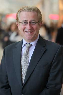 Center Manager Peter Schneider (c) Waterfront