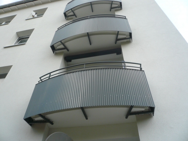 Die frisch sanierten Wohnungsbestände der Nassauischen Heimstätte in der Pützerstraße. Die frisch sanierten Wohnungsbestände der Nassauischen Heimstätte in der Pützerstraße.