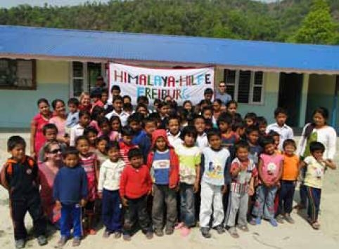Kinder des Kinderdorfs Bhakunde Kinder des Kinderdorfs Bhakunde