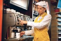 Das Kaffee-Aroma muss stimmen. Kaffee bleibt das Lieblingsgetränk der Bundesbürger. Foto: djd/Aral Das Kaffee-Aroma muss stimmen. Kaffee bleibt das Lieblingsgetränk der Bundesbürger. Foto: djd/Aral