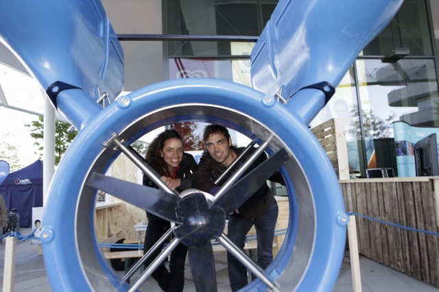 Bis zu 5 Kilowatt kann die knapp 400 Kilo schwere Turbine von der Smart Hydro Power GmbH an Strom li
