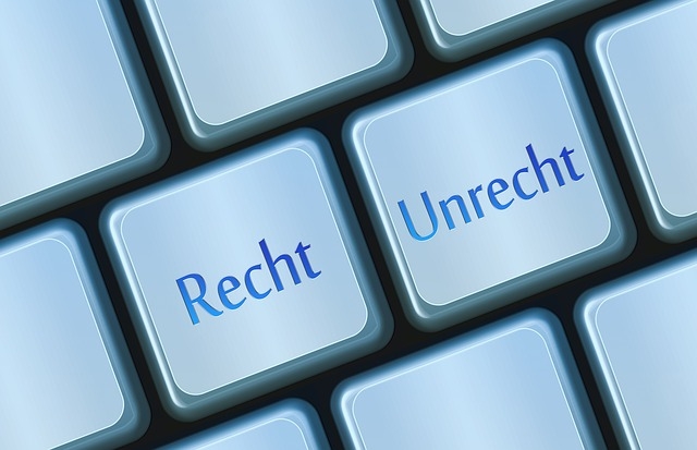 Recht / Unrecht Recht / Unrecht