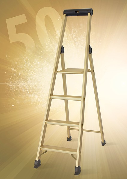 zum 50. Jubiläum: Die Goldleiter von Hymer-Leichtmetallbau zum 50. Jubiläum: Die Goldleiter von Hymer-Leichtmetallbau