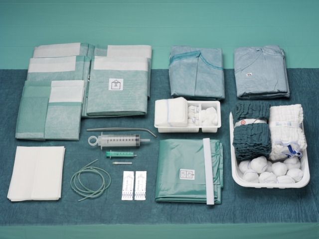 Universal Komplettset der Sengewald Klinikprodukte GmbH / Einmalprodukte für den OP-Bereich