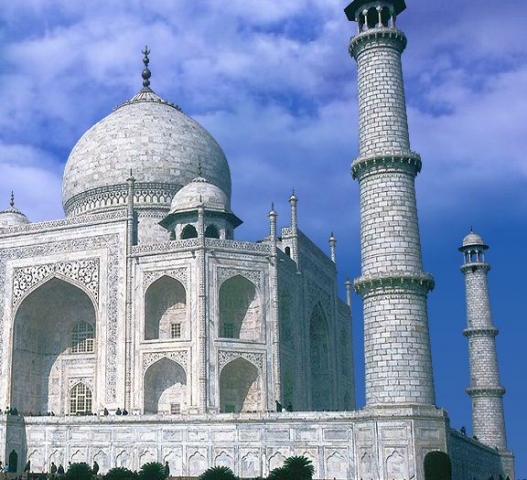 Das weltberühmte indische Groß-Grabmal Taj Mahal soll als Hotel in Dubai nachgebaut werden Das weltberühmte indische Groß-Grabmal Taj Mahal soll als Hotel in Dubai nachgebaut werden