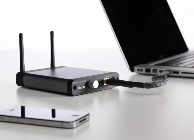D1 Premium 24-bit DAC und D2 Premium 24-bit Wireless DAC D1 Premium 24-bit DAC und D2 Premium 24-bit Wireless DAC