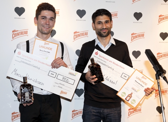 Der 1. Platz der diesjährigen Cointreau Championship geht an das Gewinnerteam aus Berlin und Köln. D Der 1. Platz der diesjährigen Cointreau Championship geht an das Gewinnerteam aus Berlin und Köln. D