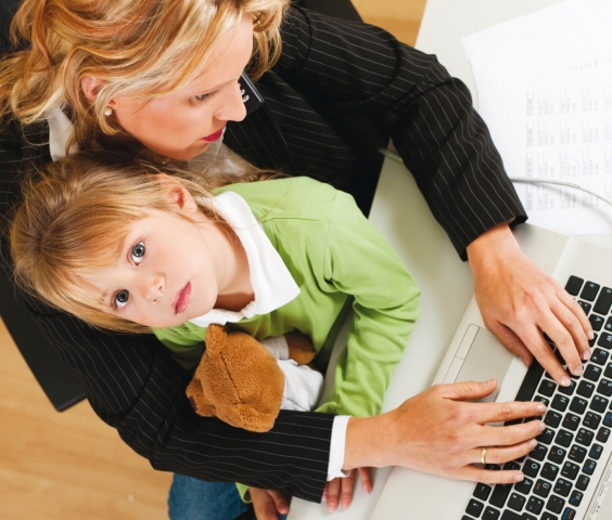 Effizient im Homeoffice? Jeder zweite Deutsche kann sich zuhause nicht auf die Arbeit konzentrieren.