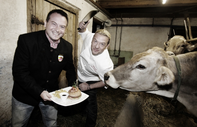 Maierl-Alm&Chalets mit neuem Hoteldirektor, Matthias Mösel, und Küchenchef, Swen Gierten Maierl-Alm&Chalets mit neuem Hoteldirektor, Matthias Mösel, und Küchenchef, Swen Gierten