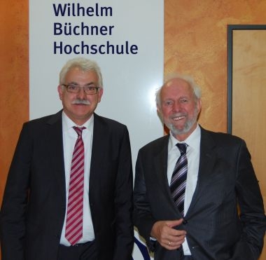Auf dem Bild links: Prof. Dr. Johannes Windeln, rechts: Prof. Dr. Ernst Ulrich von Weizsäcker Auf dem Bild links: Prof. Dr. Johannes Windeln, rechts: Prof. Dr. Ernst Ulrich von Weizsäcker