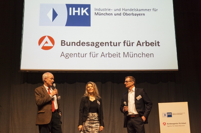 Die Partner des ersten IHK-Azubi Casting: Peter Driessen, Hauptgeschäftsführer der IHK für München u