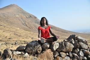 Yoga-Lehrerin S. Vallomtatayil auf Lanzarote