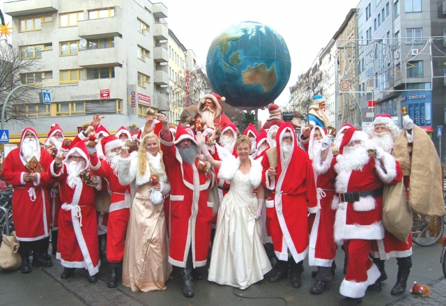 Deutschlands einzige Weihnachtsfee Petra Henkert vermittelt Weihnachtsmänner Deutschlands einzige Weihnachtsfee Petra Henkert vermittelt Weihnachtsmänner