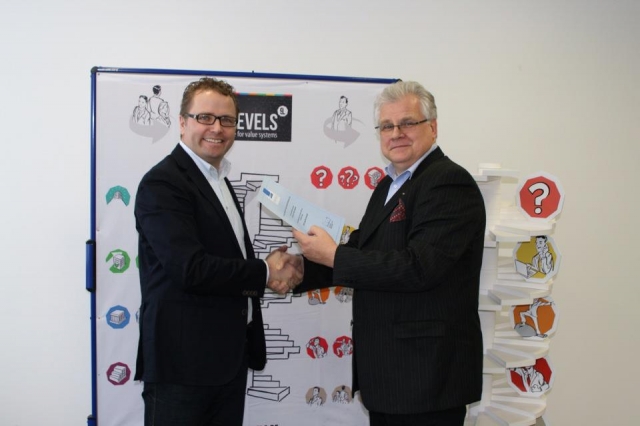 Rainer Krumm und Peter Krötenheerdt Leiter der BDVT.Akademie Rainer Krumm und Peter Krötenheerdt Leiter der BDVT.Akademie