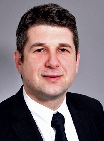 Nicolas Starck wird neuer Einrichtungsleiter des Barbaraneum Bochum Nicolas Starck wird neuer Einrichtungsleiter des Barbaraneum Bochum