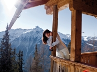 Genießerin am Balkon 2 - Großglockner Resort Kals-Matrei (Ski)Hit Osttirol)