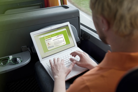 Kostenloses WLAN in allen MeinFernbussen: schnelles Loginüber eine nutzerfreundliche Startseite. Kostenloses WLAN in allen MeinFernbussen: schnelles Loginüber eine nutzerfreundliche Startseite.
