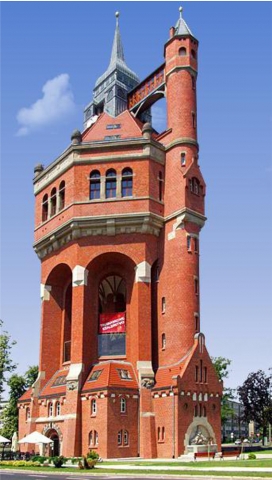 Eines der Wahrzeichen von Breslau, der berühmte Wasserturm steht zum Verkauf bei ASP Luxury Properti