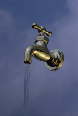 Ist unser Trinkwasser tatsächlich noch rein? Ist unser Trinkwasser tatsächlich noch rein?