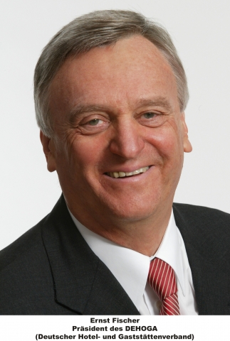 Ehrung für Ernst Fischer. Wie die Stiftung der Food + Beverage Management Association bekannt gab, w Ehrung für Ernst Fischer. Wie die Stiftung der Food + Beverage Management Association bekannt gab, w