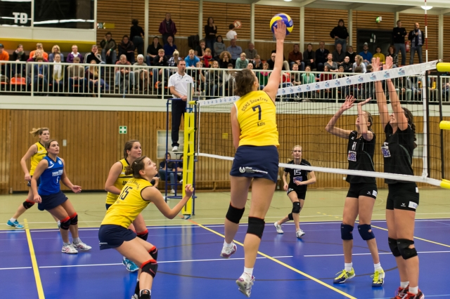 Will in der Mitte für zahlreiche Punkte sorgen: Larissa Hansen vom Team DSHS SnowTrex Köln (hier im 