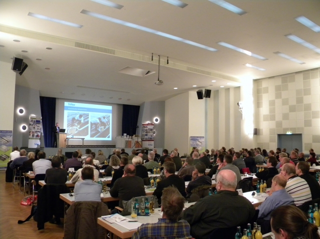 Unter dem Titel?Sicherheit bis ins Detail? fand bundesweit die Triflex Symposienreihe für Architekte Unter dem Titel?Sicherheit bis ins Detail? fand bundesweit die Triflex Symposienreihe für Architekte