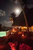 Dinner am Pool (GREEN AND BLUE Zanzibar Ocean Lodge)