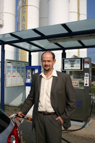 Der günstige Literpreis und der geringere CO2-Ausstoßveranlasst immer mehr Fahrzeughalter auf Autoga