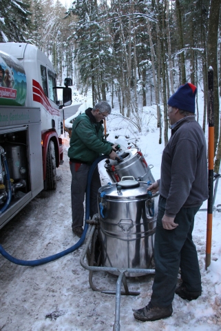 Der persönliche Kontakt zu den Bauern ist den Milchfahrern der Molkerei Berchtesgadener Land bei der