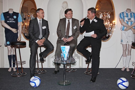 v.l.n.r.: Die Geschäftsführer der E.VITA GmbH, Manfred Neff und Stefan Harder, im Gespräch mit Frank v.l.n.r.: Die Geschäftsführer der E.VITA GmbH, Manfred Neff und Stefan Harder, im Gespräch mit Frank