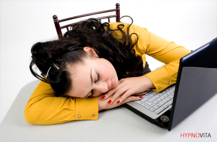 Powernapping bewahrt vor Burnout und lädt die inneren Batterien wieder auf